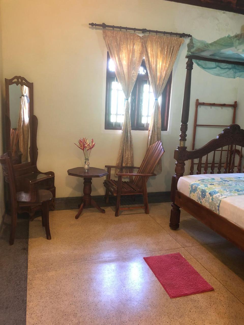 Tiny Royal Palace أونا واتونا المظهر الخارجي الصورة